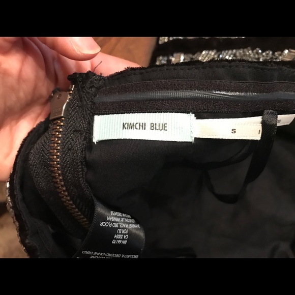 Kimchi Blue Velvet beaded crop top - Picture 3 of 3